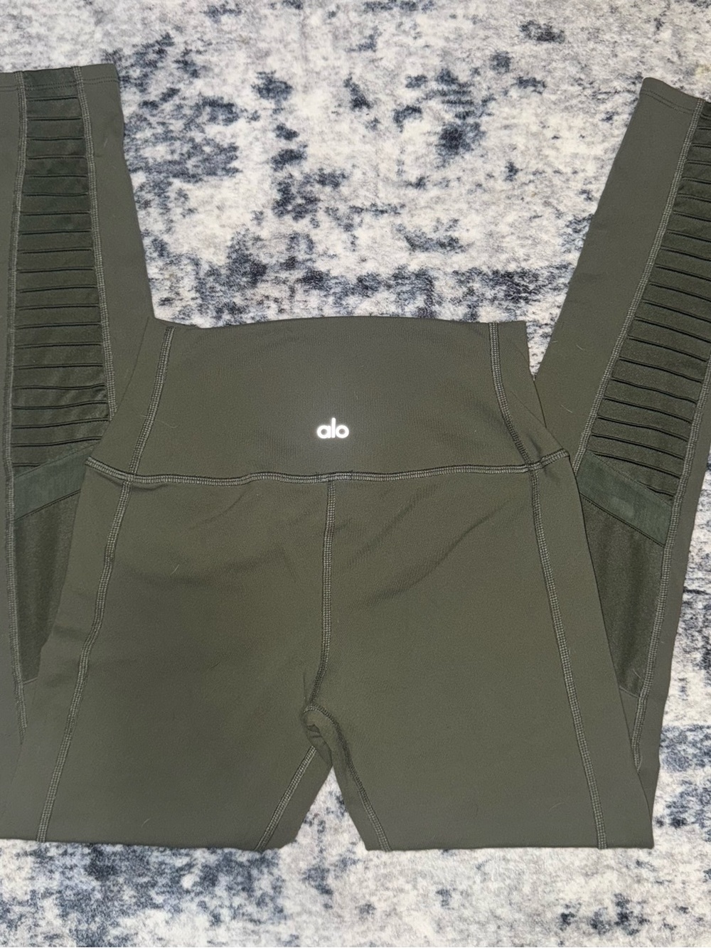 ALO Yoga Olive Green Ribbed-Side High-Waist Leggings